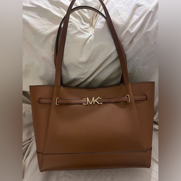 New perfect condition Michael Kors Reed purse - Picture 2 of 4